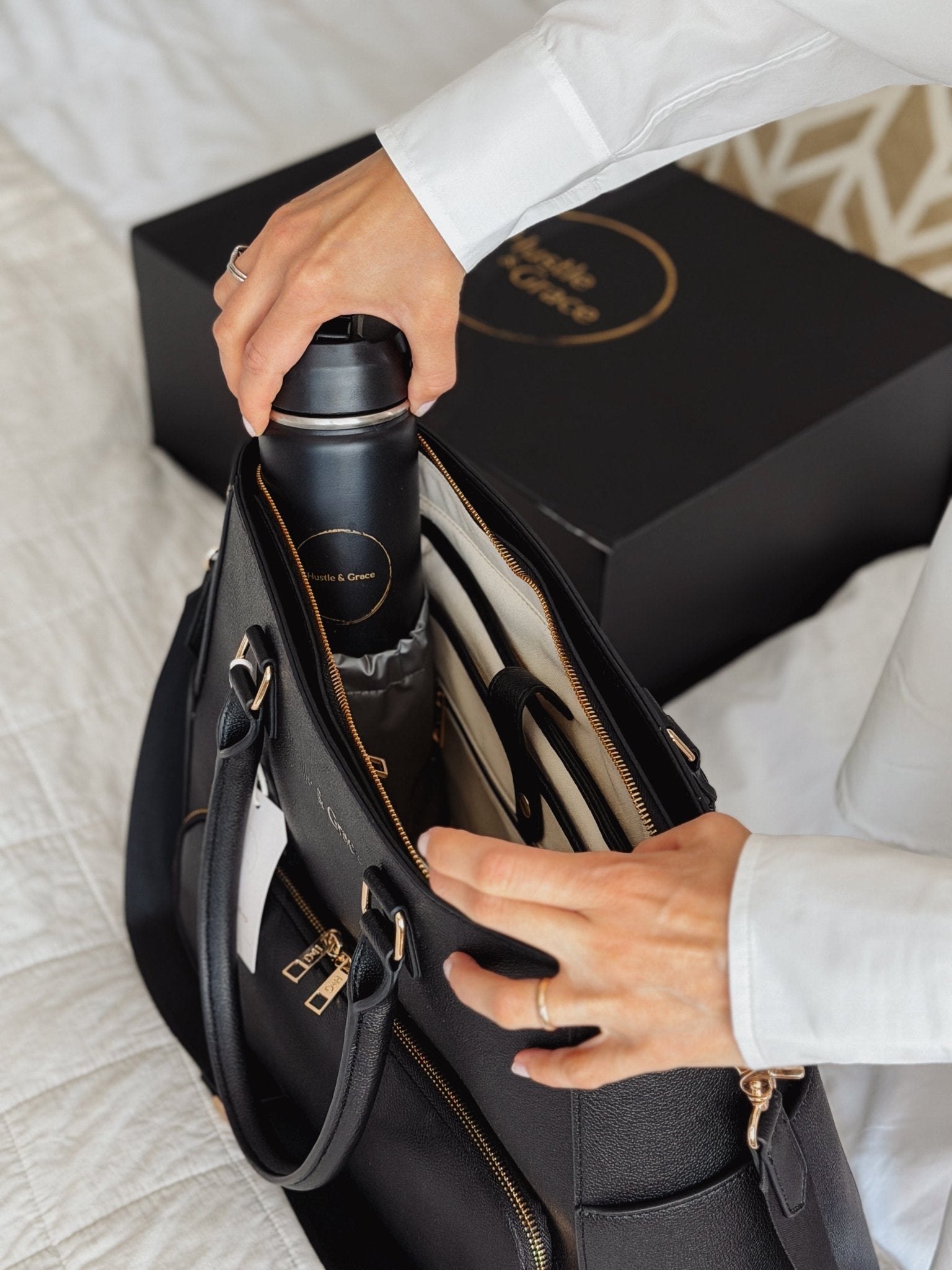 factory style deluxe travel tote bag The Iluka Executive Tote Charcoal